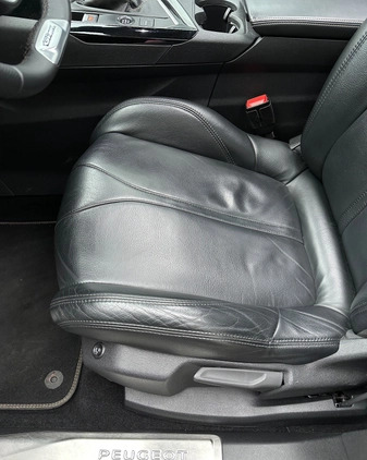 Peugeot 5008 cena 76900 przebieg: 179500, rok produkcji 2019 z Korfantów małe 742